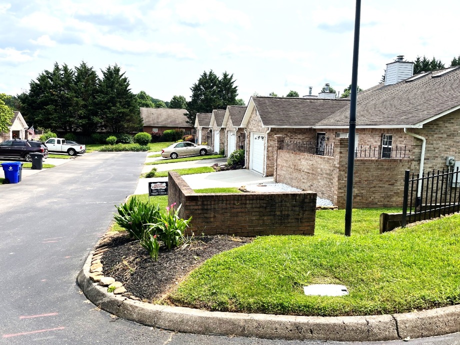 West Knoxville Condominium For Sale World Class Photo Artists 