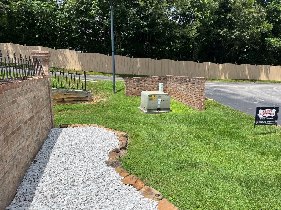 Condo For Sale in West Knoxville World Class Photo Artists 