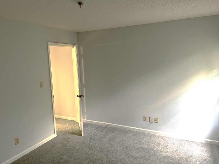 Condo For Sale in West Knoxville World Class Photo Artists 