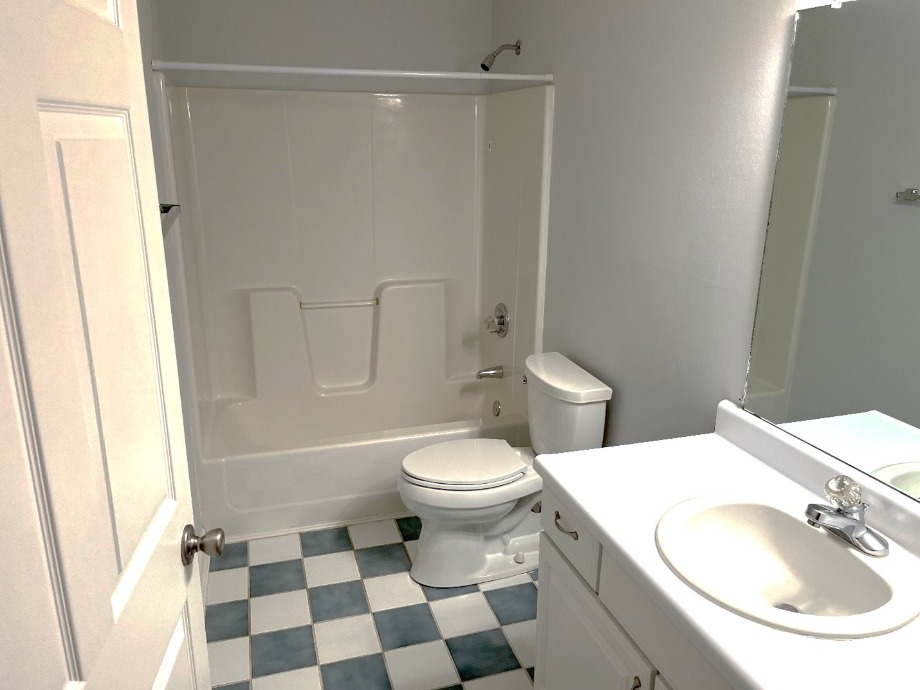 Condo For Sale in West Knoxville World Class Photo Artists 