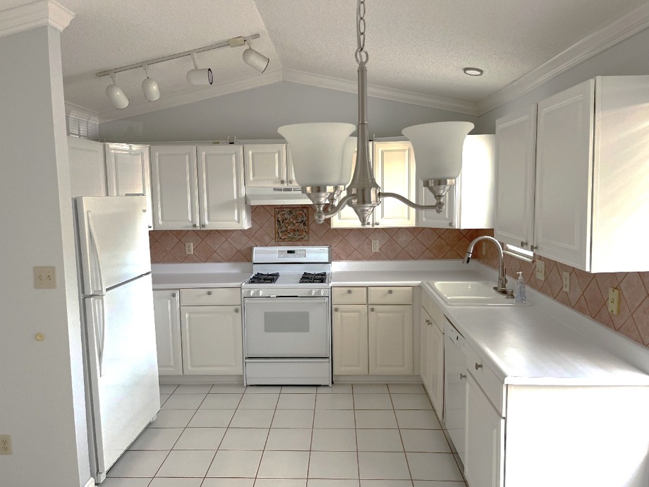 Condo For Sale in West Knoxville World Class Photo Artists 